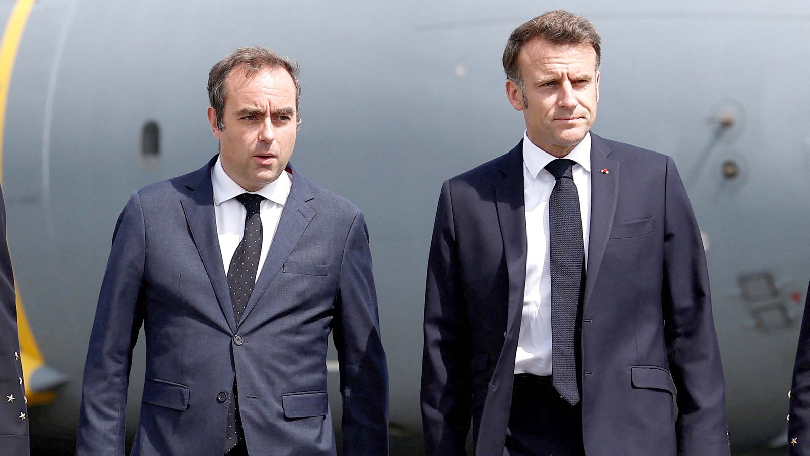 Emmanuel Macron under pressure to call parliamentary elections after French prime minister resigns | World News